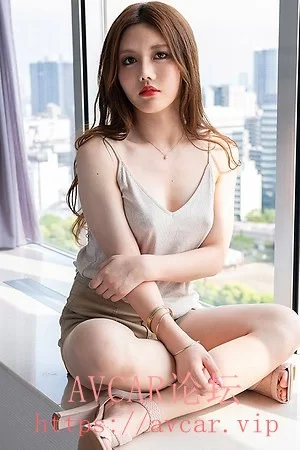 875_chinese-shemale-photoshoot.jpg